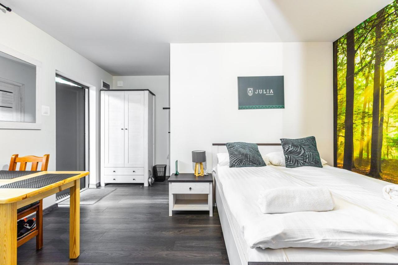Osrodek Wypoczynkowy "Julia" W Samociazku Hotel Samociążek Kültér fotó