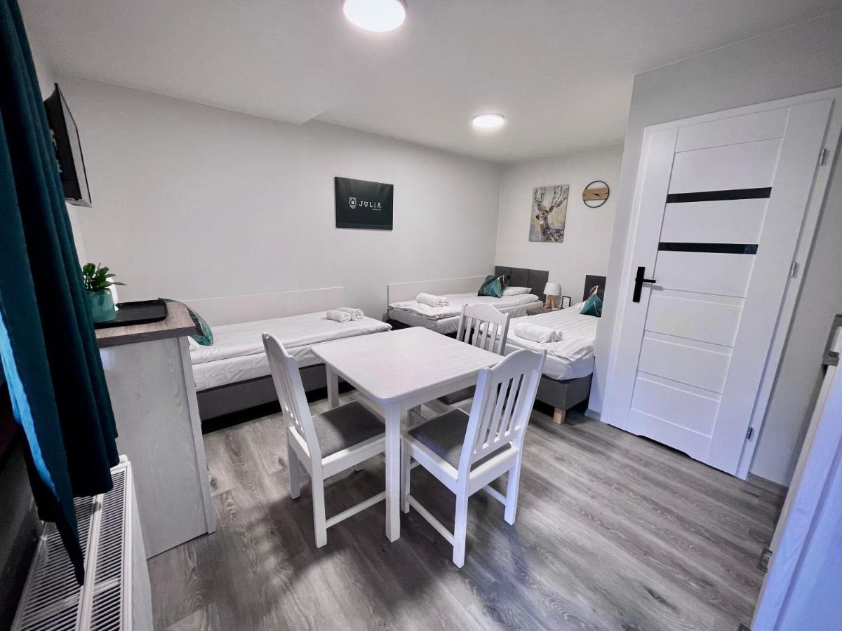 Osrodek Wypoczynkowy "Julia" W Samociazku Hotel Samociążek Kültér fotó