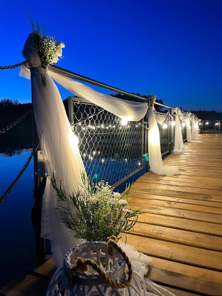 Osrodek Wypoczynkowy "Julia" W Samociazku Hotel Samociążek Kültér fotó
